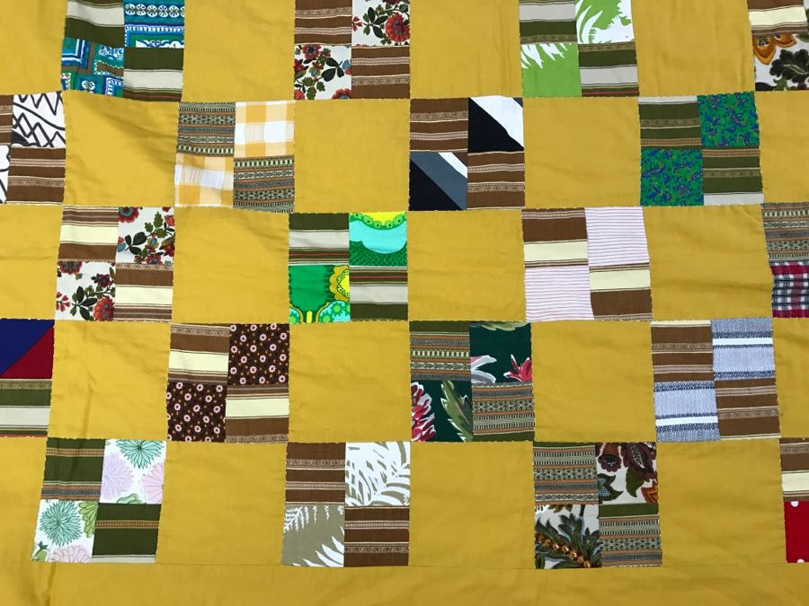 Vintage Custom Hand Sewn Quilt [Photo 7]