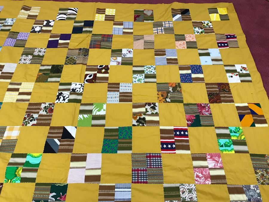 Vintage Custom Hand Sewn Quilt [Photo 10]