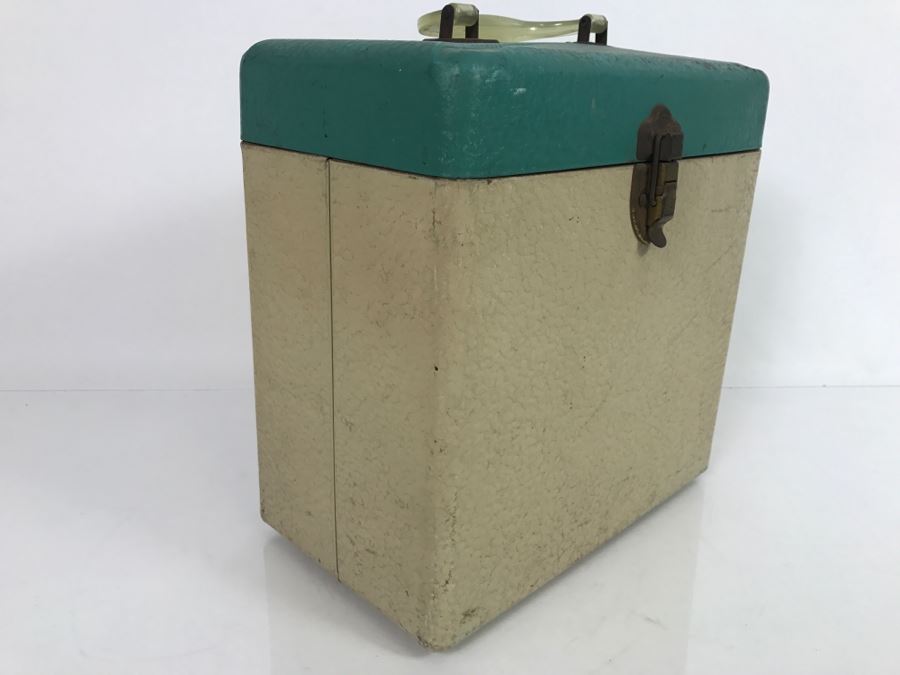 (50) Collection Of Various Japanese Vinyl Records Various Labels Victor, Columbia, King Record, Teichiku, Mercury, Tokyo Records In Vintage Metal Carrying Case [Photo 3]