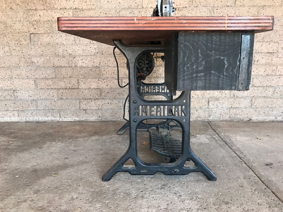 Vintage Singer 31-20 Industrial Sewing Machine SN H1151884 With Antique AMERICAN Industrial Treadle Sewing Machine Table With Old Singer Sewing Motor Style SA932 Steampunk [Photo 15]