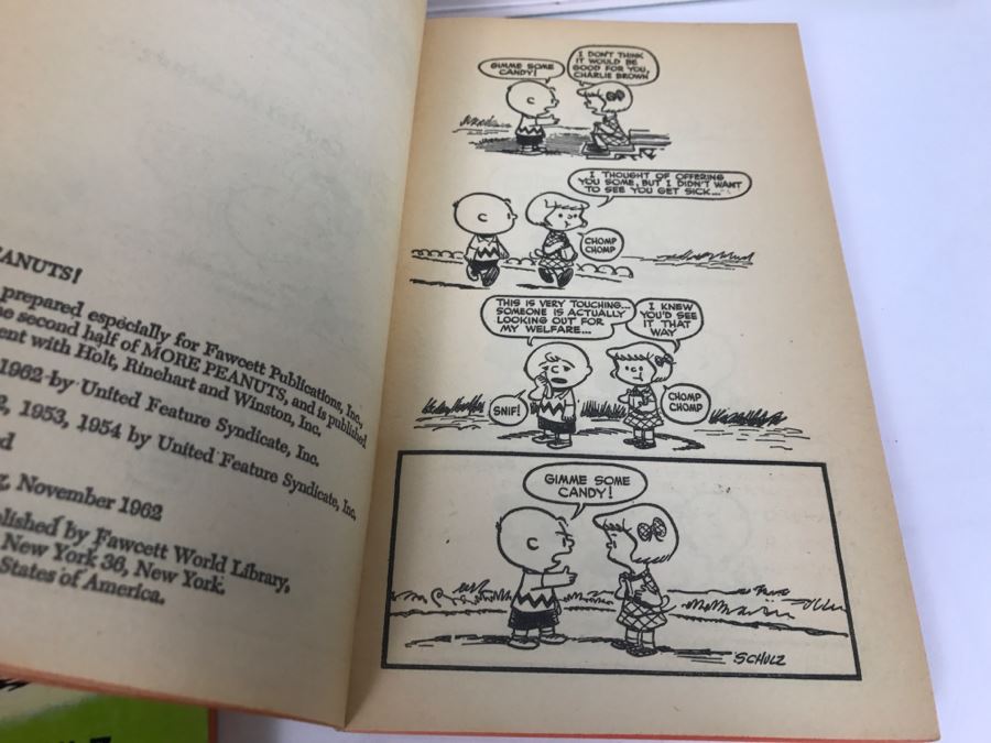 Collection Of Charles M. Schulz Peanuts Paperback Books (2) An Educated Slice First Edition, The Wonderful World Of Peanuts And Hey, Peanuts [Photo 7]