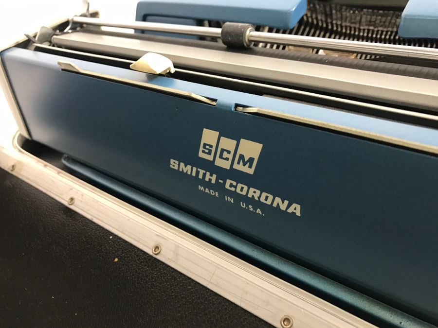 Vintage Smith-Corona Galaxie Twelve Typewriter With Case And Cover Excellent Condition [Photo 9]