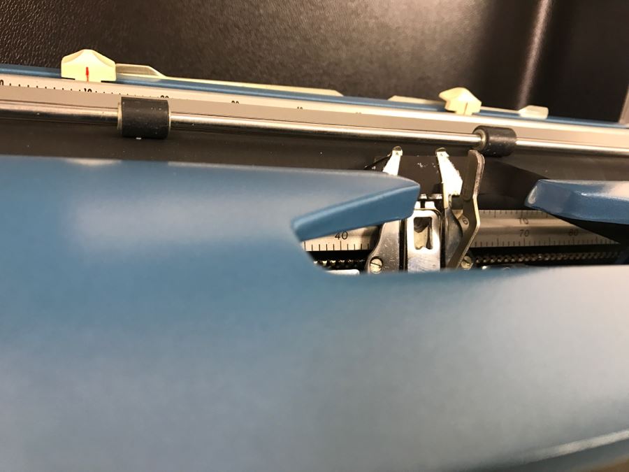 Vintage Smith-Corona Galaxie Twelve Typewriter With Case And Cover Excellent Condition [Photo 6]