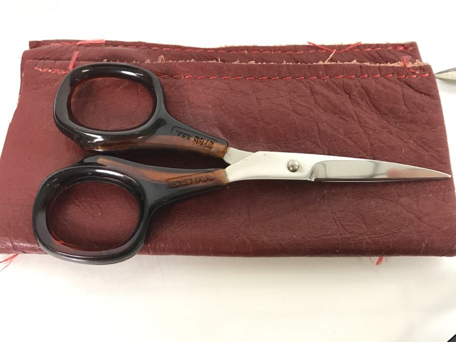 Various Industrial Seamstress Scissors Mostly WISS From Hollywood Wardrobe Designer I Love Lucy [Photo 18]