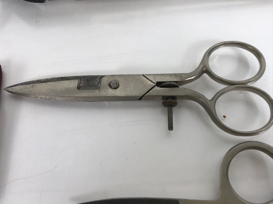 Various Industrial Seamstress Scissors Mostly WISS From Hollywood Wardrobe Designer I Love Lucy [Photo 17]