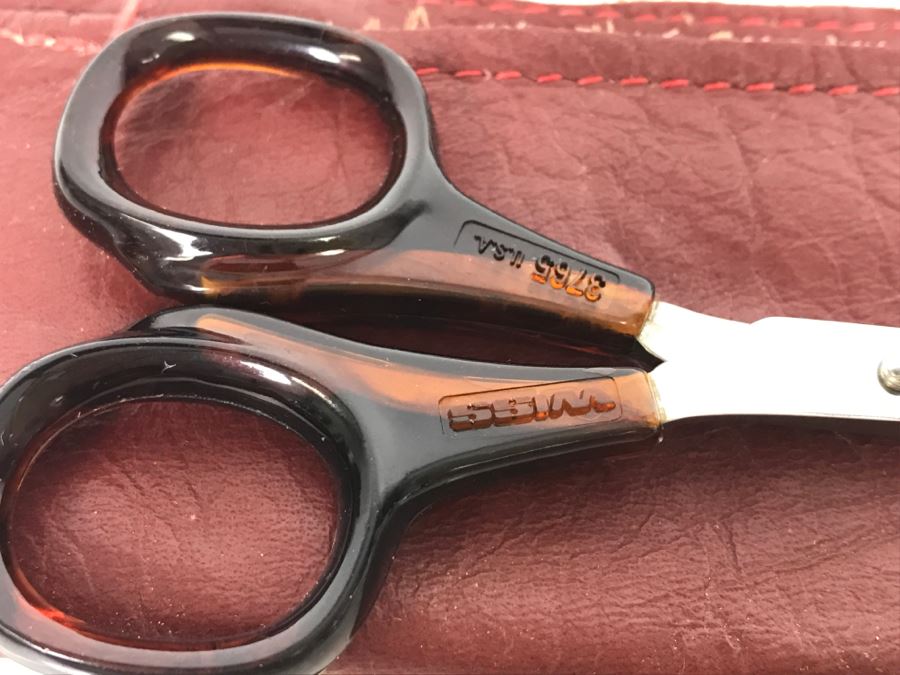 Various Industrial Seamstress Scissors Mostly WISS From Hollywood Wardrobe Designer I Love Lucy [Photo 19]