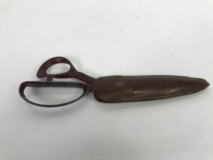 Vintage Japanese Signed Scissors With Leather Sheath [Photo 4]
