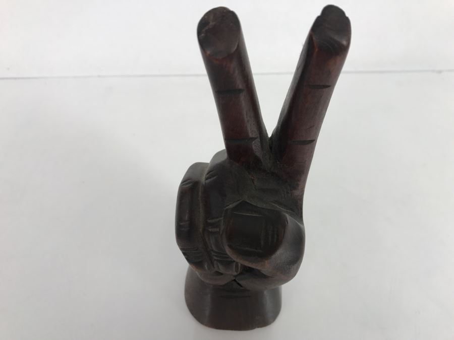 Vintage Carved Wood Hand Peace Sign 6'H [Photo 10]
