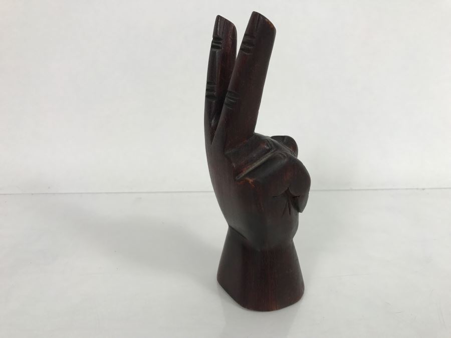 Vintage Carved Wood Hand Peace Sign 6'H [Photo 6]