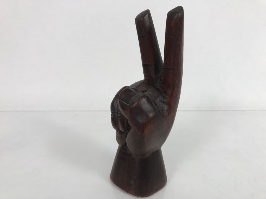 Vintage Carved Wood Hand Peace Sign 6'H [Photo 9]