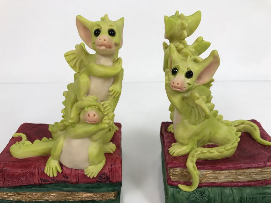 Both Bookends Hand Signed By Real Musgrave Pocket Dragon Figurine 1/94 - Whimsical World Of Pocket Dragons - The Book Ends - 1993 Real Musgrave, CWS, LOL Limited - Hand Made in UK [MV $125-$160 Unsigned] [Photo 3]