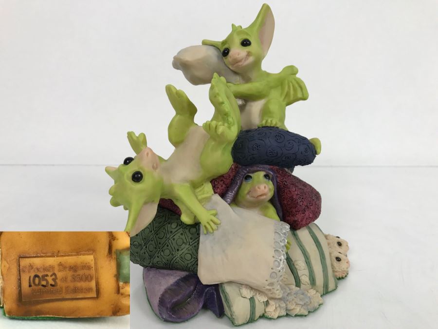 Whimsical World Of Pocket Dragons - Pillow Fight - Worldwide Limited Edition 1053 of 3500 - 1995 Real Musgrave, CWAL/CWSL - Hand Made in UK [MV $350-$400]