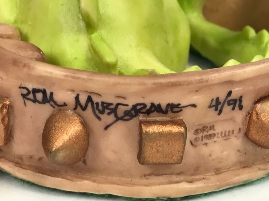 Hand Signed By Real Musgrave Pocket Dragon Figurine 4/91 - Whimsical World Of Pocket Dragons - Walkies?  - 1989 - Lilliput Lane Land Of Legend Limited - Hand Made in UK [MV $300-$400 Unsigned] [Photo 11]