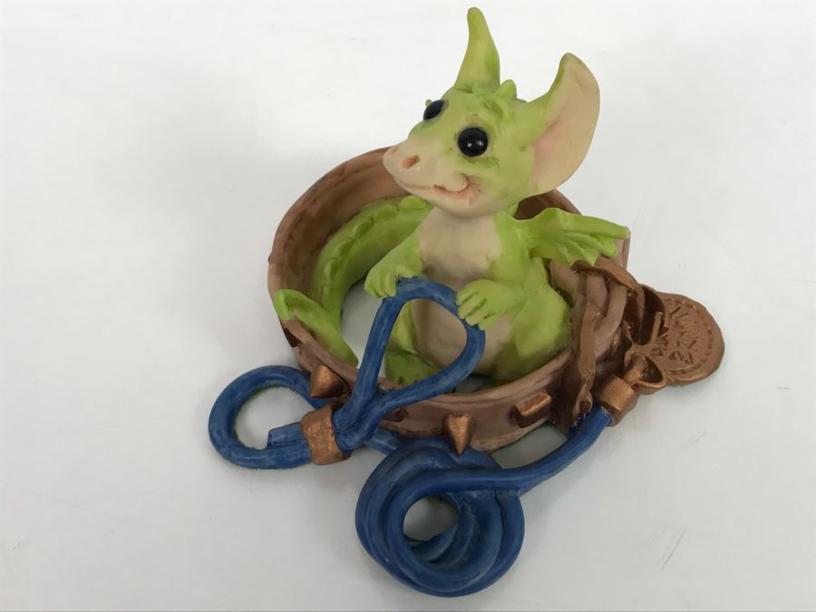 Hand Signed By Real Musgrave Pocket Dragon Figurine 4/91 - Whimsical World Of Pocket Dragons - Walkies?  - 1989 - Lilliput Lane Land Of Legend Limited - Hand Made in UK [MV $300-$400 Unsigned] [Photo 4]
