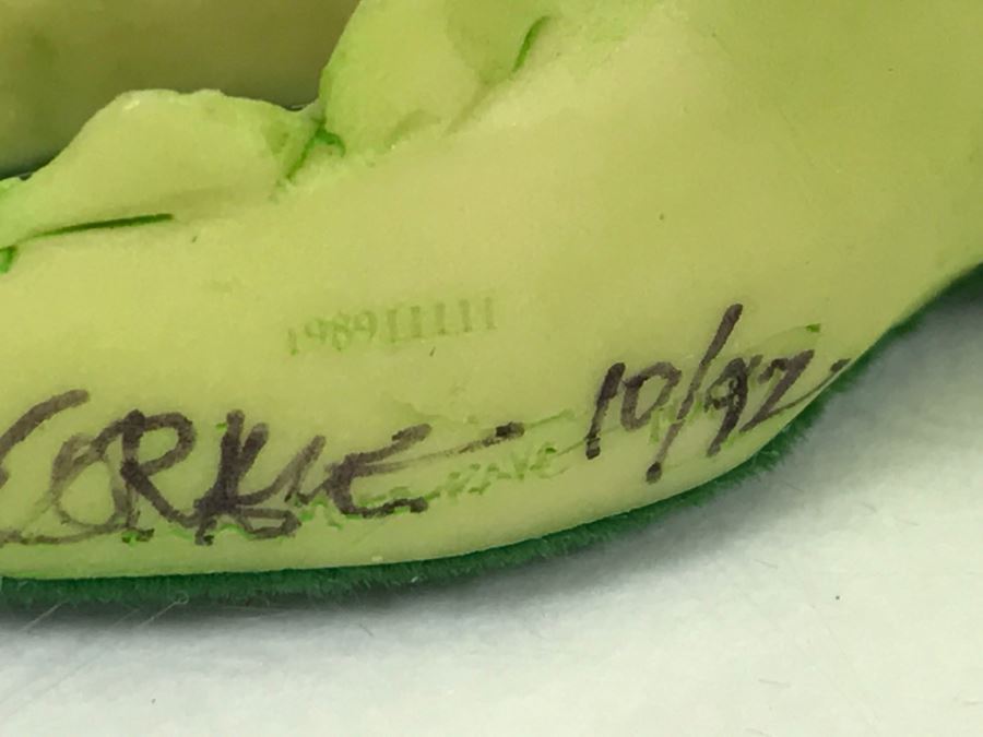 Hand Signed By Real Musgrave 10/92 - Whimsical World Of Pocket Dragons - The Gallant Defender - 1989 LLLLL - Copyright RM [MV $200-$250 Unsigned] [Photo 12]