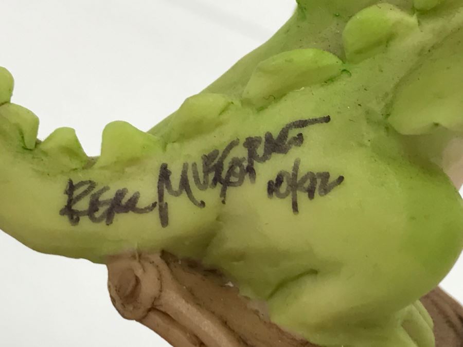 Hand Signed By Real Musgrave Pocket Dragon Figurine 10/92 - Whimsical World Of Pocket Dragons - Look At Me... - 1989 - Lilliput Lane Land Of Legend Limited - Hand Made in UK [MV $450-$600 Unsigned] [Photo 8]
