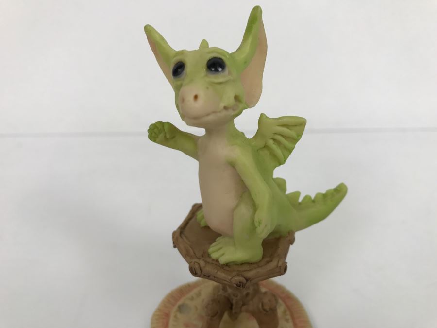 Hand Signed By Real Musgrave Pocket Dragon Figurine 10/92 - Whimsical World Of Pocket Dragons - Look At Me... - 1989 - Lilliput Lane Land Of Legend Limited - Hand Made in UK [MV $450-$600 Unsigned] [Photo 4]