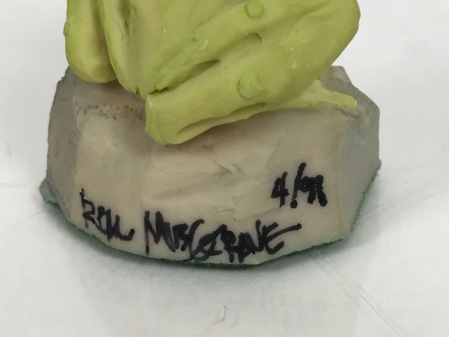 Hand Signed By Real Musgrave Figurine 4/91 - Land Of Legend - Collector’s Fellowship - Take A Chance - Lilliput Lane Land Of Legend Limited - Hand Made in UK [Photo 7]