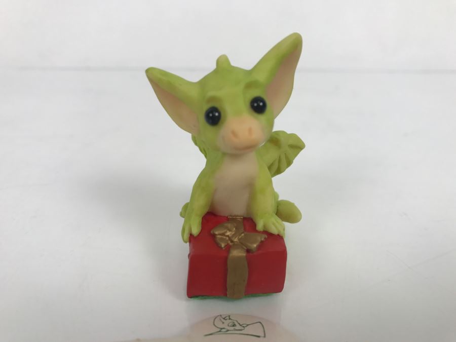 Whimsical World Of Pocket Dragons - It’s a Present -  Flambro - USA Distributors [MV $20-$25] [Photo 3]