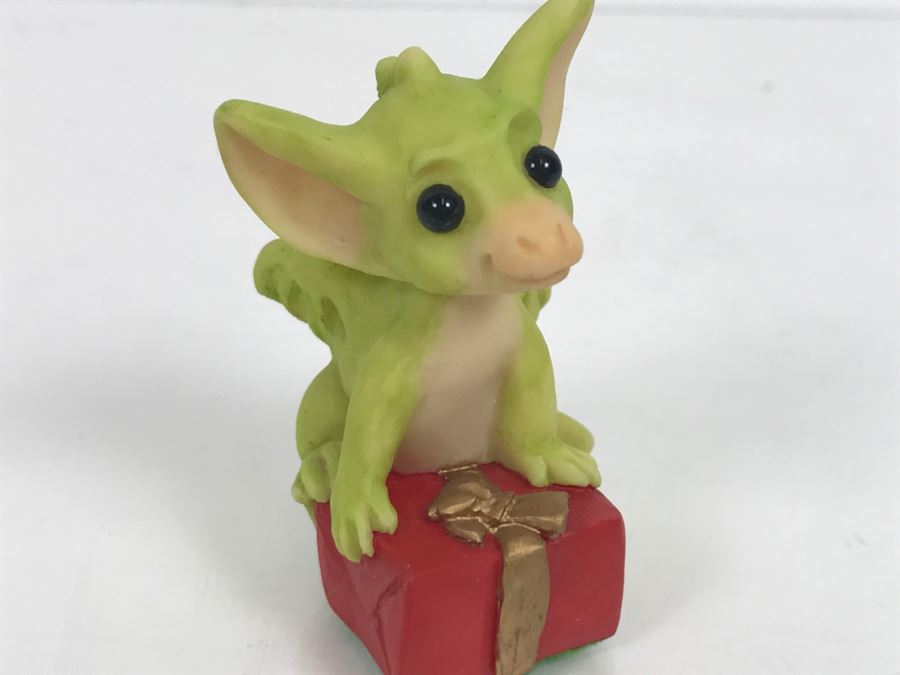 Whimsical World Of Pocket Dragons - It’s a Present -  Flambro - USA Distributors [MV $20-$25] [Photo 9]