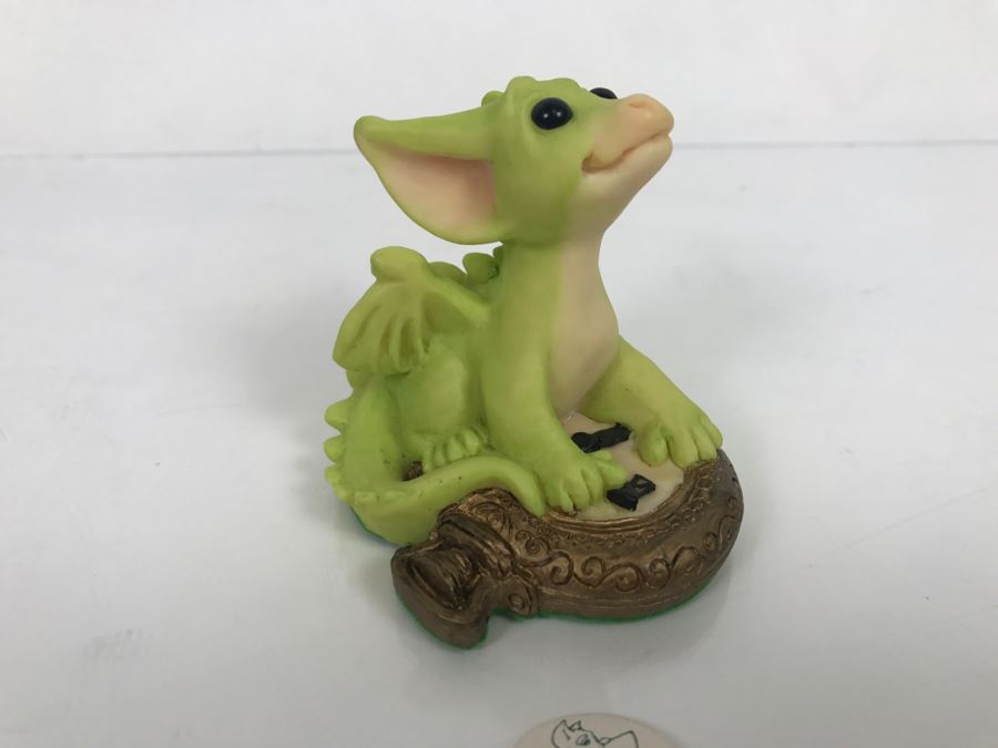 Whimsical World Of Pocket Dragons - Pocket Dragons And Friends Collectors Club - Exclusive Collectors Joining Figurine - Making Time For You - 1995 Real Musgrave/CWAL/CWSL - Handmade For Flambro - Exclusive USA Distributor [MV $90-$110] [Photo 6]