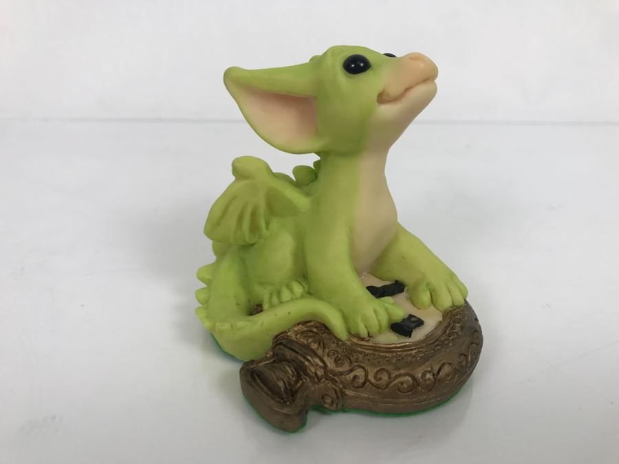 Whimsical World Of Pocket Dragons - Pocket Dragons And Friends Collectors Club - Exclusive Collectors Joining Figurine - Making Time For You - 1995 Real Musgrave/CWAL/CWSL - Handmade For Flambro - Exclusive USA Distributor [MV $90-$110] [Photo 5]