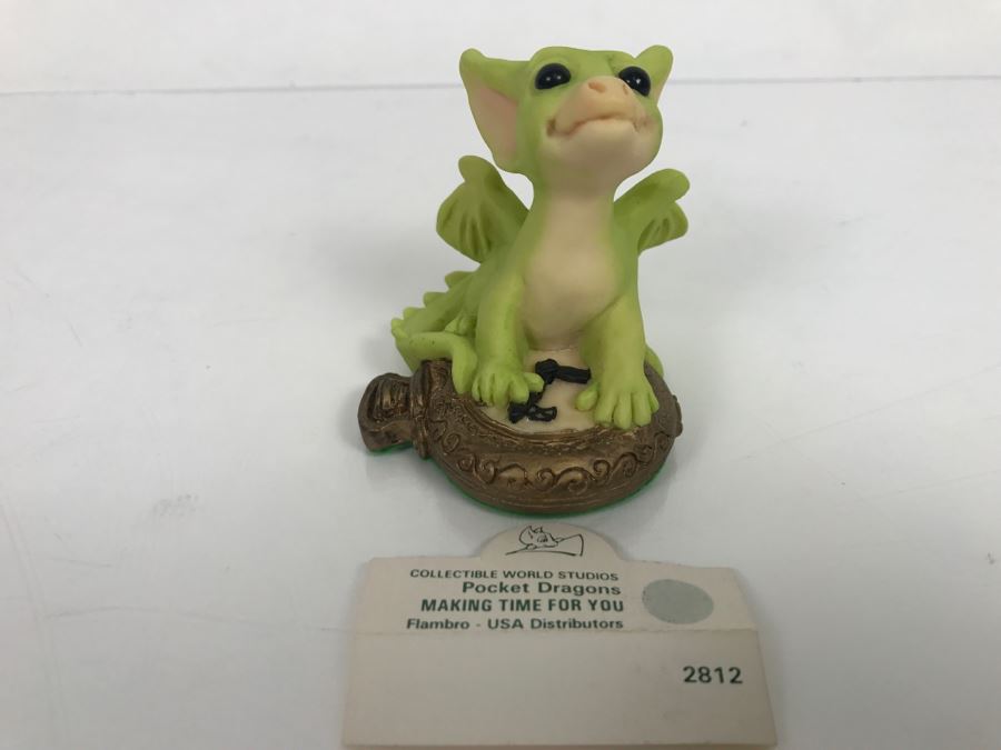 Whimsical World Of Pocket Dragons - Pocket Dragons And Friends Collectors Club - Exclusive Collectors Joining Figurine - Making Time For You - 1995 Real Musgrave/CWAL/CWSL - Handmade For Flambro - Exclusive USA Distributor [MV $90-$110] [Photo 2]