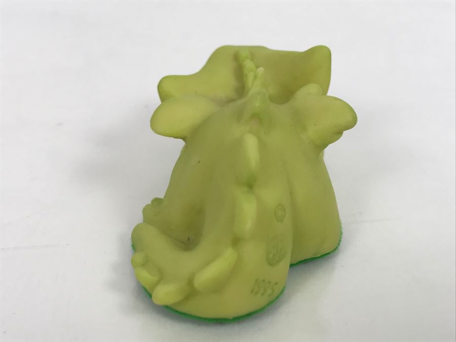 Whimsical World Of Pocket Dragons - Tiny Bit Tired - 1996 Real Musgrave/CWSL - Flambro [MV $12-$15] [Photo 9]