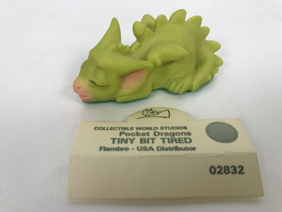 Whimsical World Of Pocket Dragons - Tiny Bit Tired - 1996 Real Musgrave/CWSL - Flambro [MV $12-$15] [Photo 1]