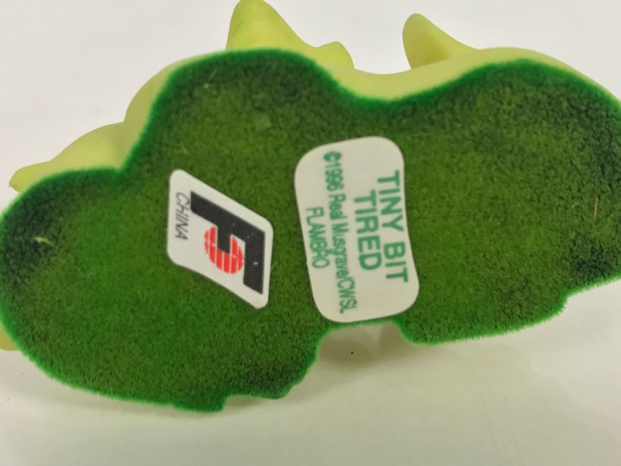 Whimsical World Of Pocket Dragons - Tiny Bit Tired - 1996 Real Musgrave/CWSL - Flambro [MV $12-$15] [Photo 10]