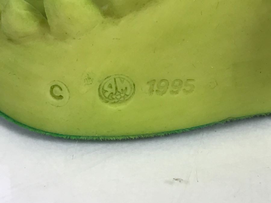 Whimsical World Of Pocket Dragons - Purple - 1995 Real Musgrave/CWAL/CWSL - Handmade For Flambro Exclusive USA Distributor [MV $20-$30] [Photo 7]