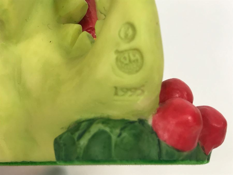 Whimsical World Of Pocket Dragons - Christmas Skates - 1995 RM/CWAL/CWSL - Flambro - Plus Additional Limited Edition 1996 Christmas Ornament [MV $80-$100] [Photo 8]