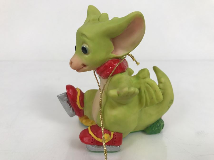 Whimsical World Of Pocket Dragons - Christmas Skates - 1995 RM/CWAL/CWSL - Flambro - Plus Additional Limited Edition 1996 Christmas Ornament [MV $80-$100] [Photo 6]