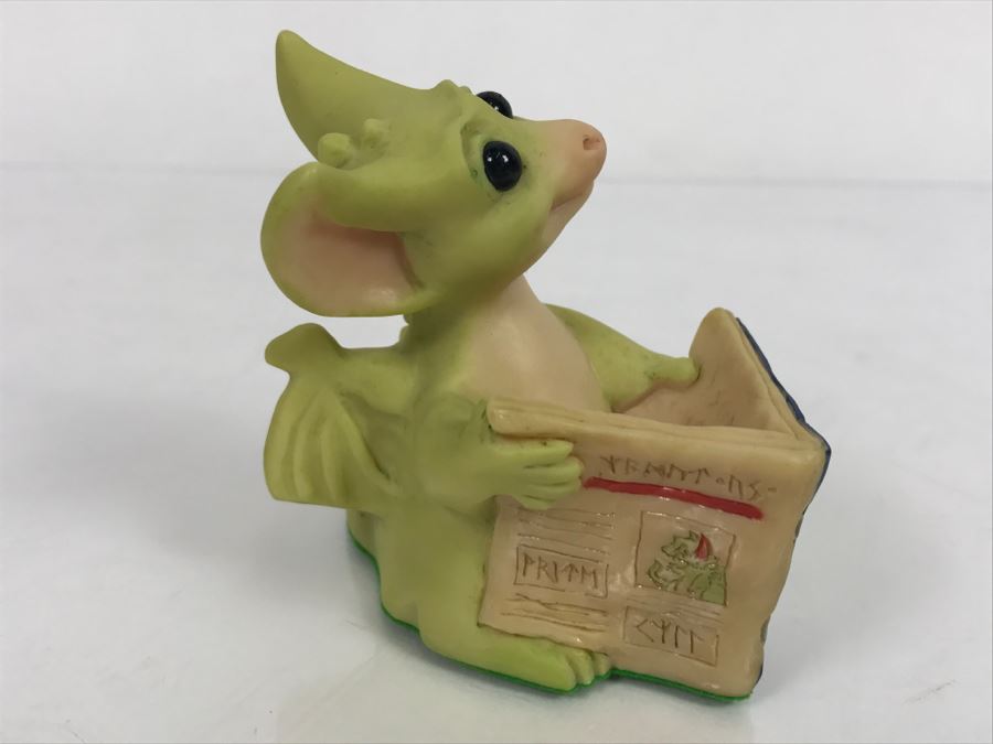 Whimsical World Of Pocket Dragons - Good News - 1996 Real Musgrave/CWSL - Handmade For Flambro - Exclusive USA Distributor [MV $40-$60] [Photo 5]