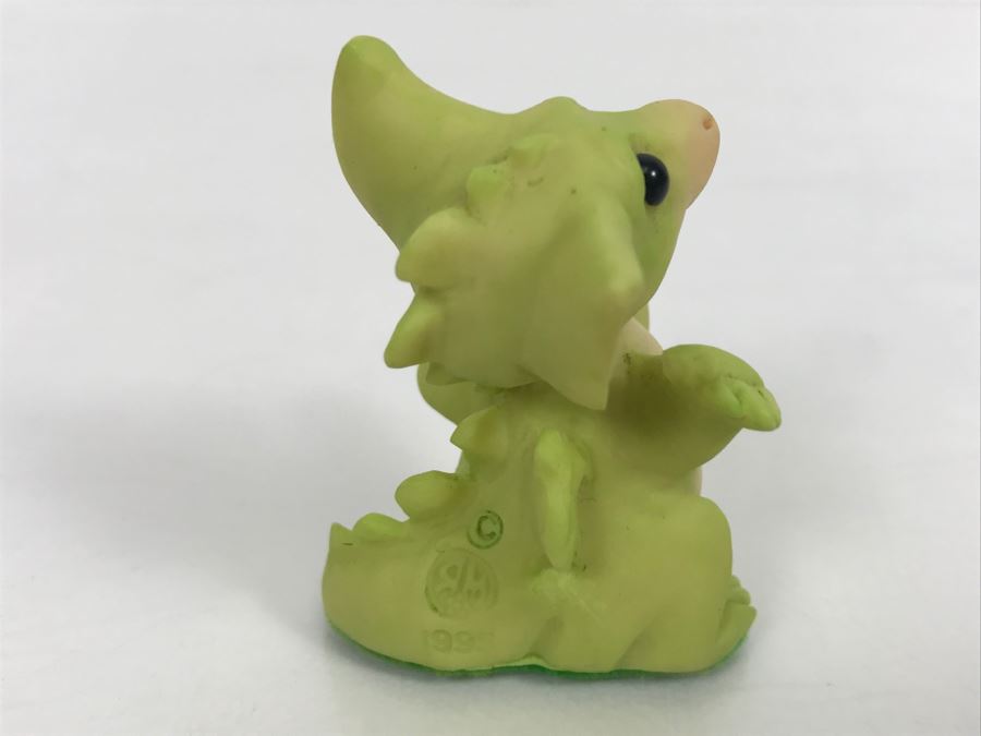 Whimsical World Of Pocket Dragons - But I’m Too Little - 1995 RM/CWAL/CWSL - Flambro  [Photo 3]