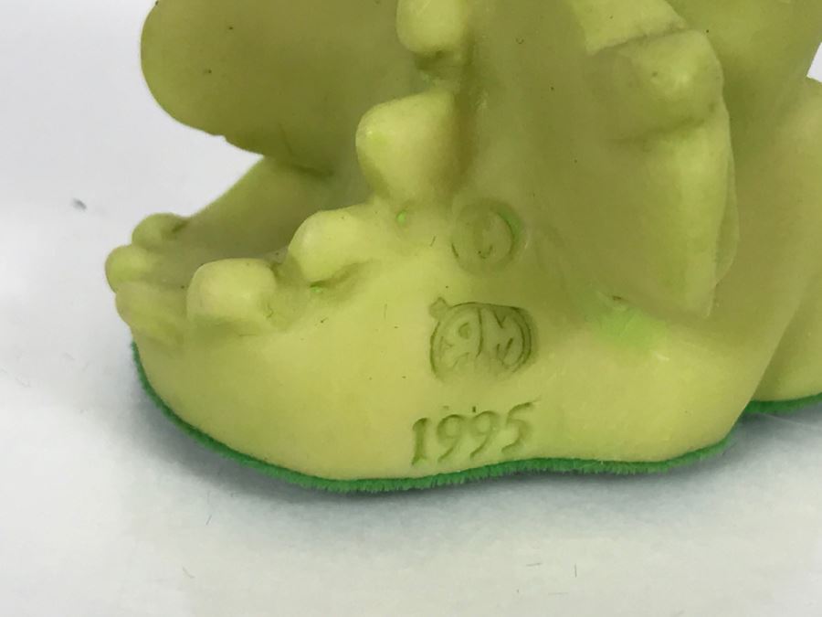 Whimsical World Of Pocket Dragons - Red Ribbon - 1995 RM/CWAL/CWSL - Flambro [MV $15-$20] [Photo 7]