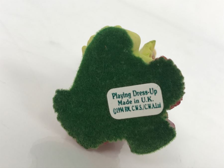 Whimsical World Of Pocket Dragons - Playing Dress Up - 1994 RM, CWS / CWA - Made in UK [$25-$40] [Photo 8]