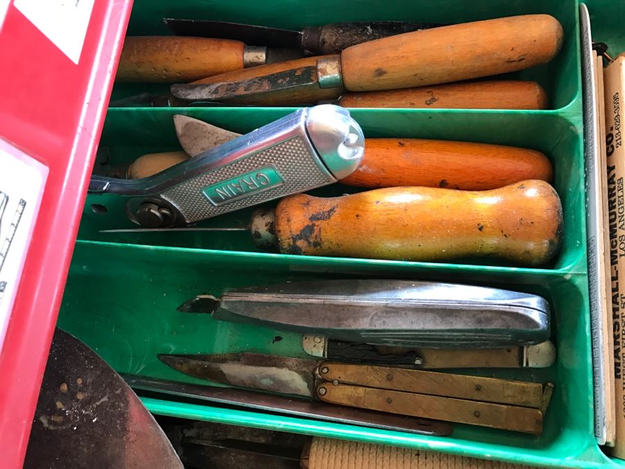 5-Drawer Roller Toolbox Cabinet Loaded With Tools Including Craftsman Sockets, Craftsman Wrenches, Screwdrivers, Knives, Chisels, Pliers, Power Tools - SEE ALL PHOTOS [Photo 31]