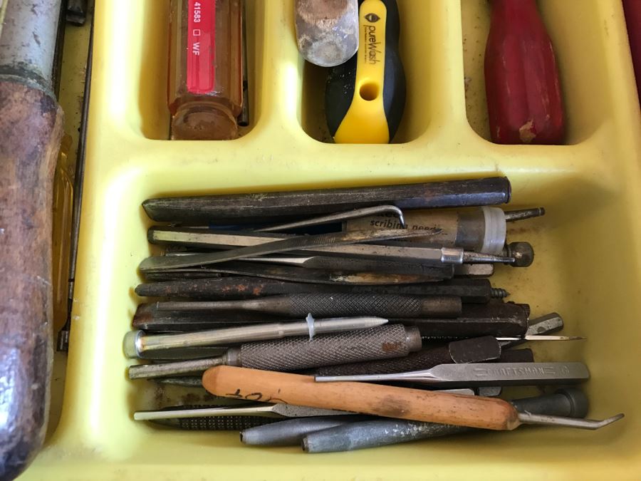 5-Drawer Roller Toolbox Cabinet Loaded With Tools Including Craftsman Sockets, Craftsman Wrenches, Screwdrivers, Knives, Chisels, Pliers, Power Tools - SEE ALL PHOTOS [Photo 14]