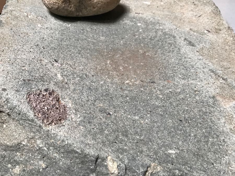 HUGE Native American Metate And Mano Grinding Stone [Photo 8]