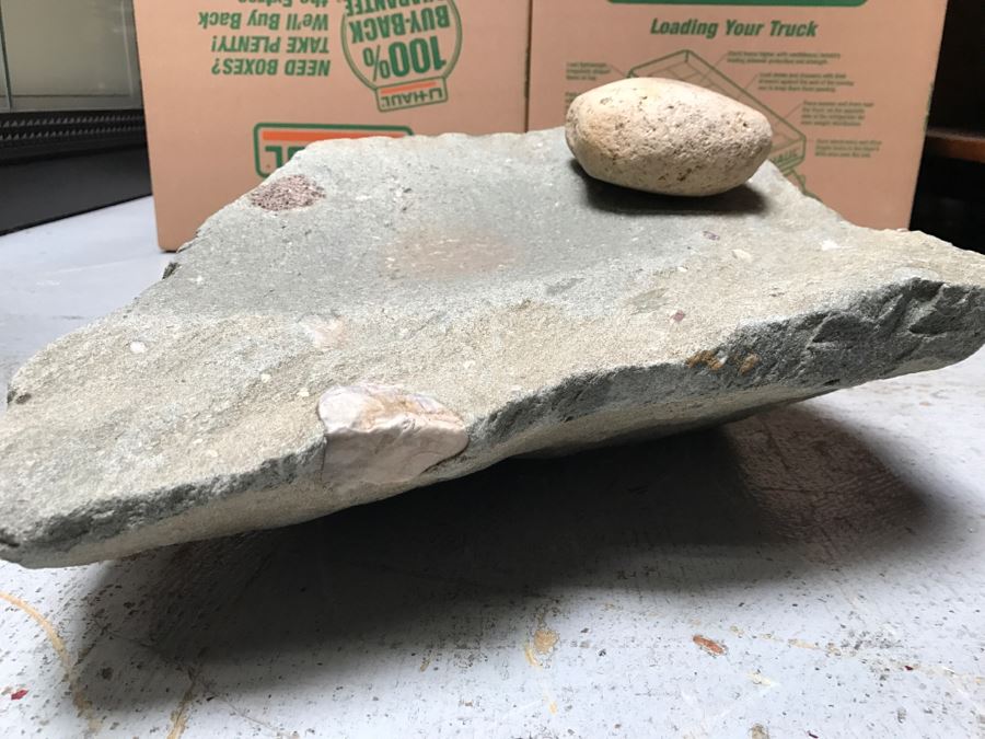 HUGE Native American Metate And Mano Grinding Stone [Photo 9]