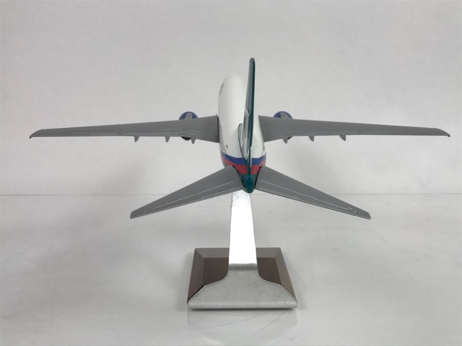 Pacific Miniatures PacMin Precision 1/100 Scale Model Airplane Of AirTRAN (2004) Boeing 737-700 With Box [Photo 10]