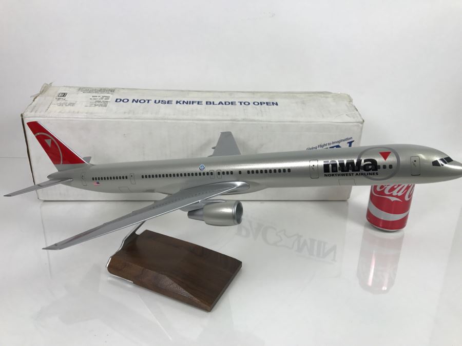 Pacific Miniatures PacMin Precision 1/100 Scale Model Airplane Of Northwest Airline Boeing 757-300 (2003) With Box