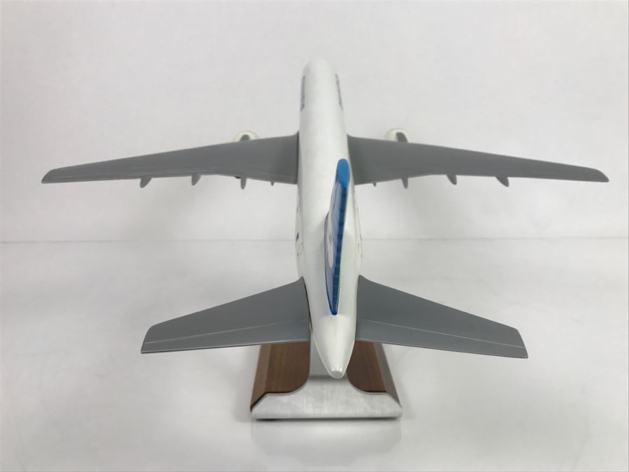 Pacific Miniatures PacMin Precision 1/100 Scale Model Airplane Of FINNAIR Boeing 757-200 With Box [Photo 11]