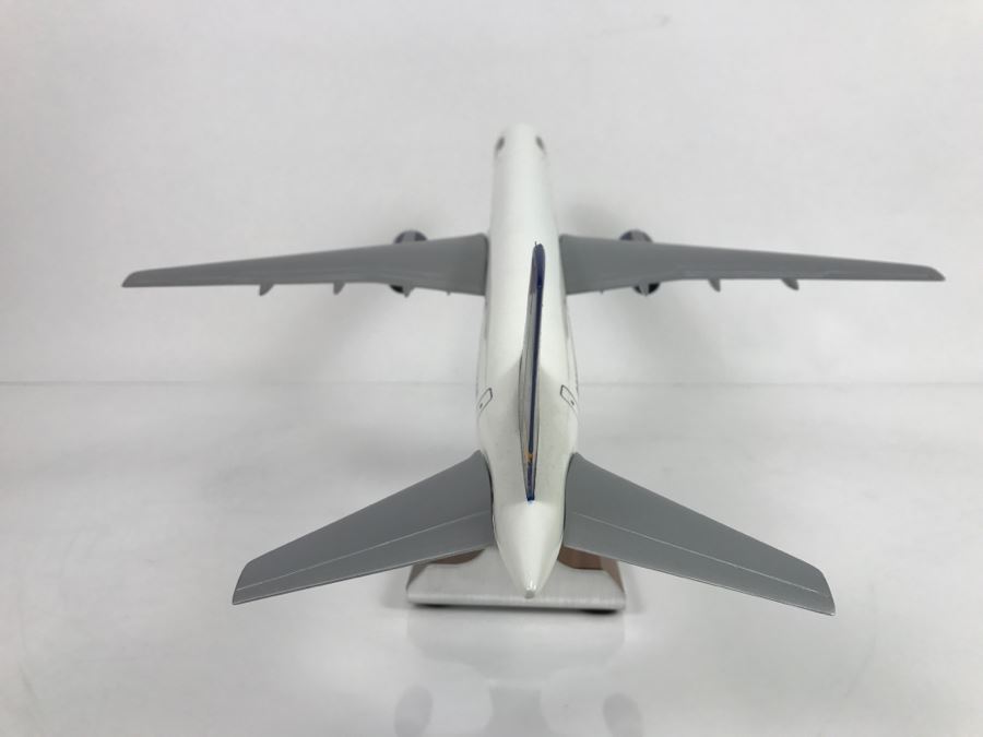 Pacific Miniatures PacMin Precision 1/100 Scale Model Airplane Of American Trans Air ATA Boeing 757-300 With Box [Photo 11]