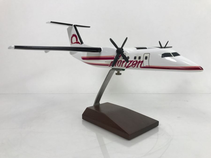 Atlantic Models Inc Precision Scale Model Airplane Of Horizon Dash-80 With Box [Photo 2]