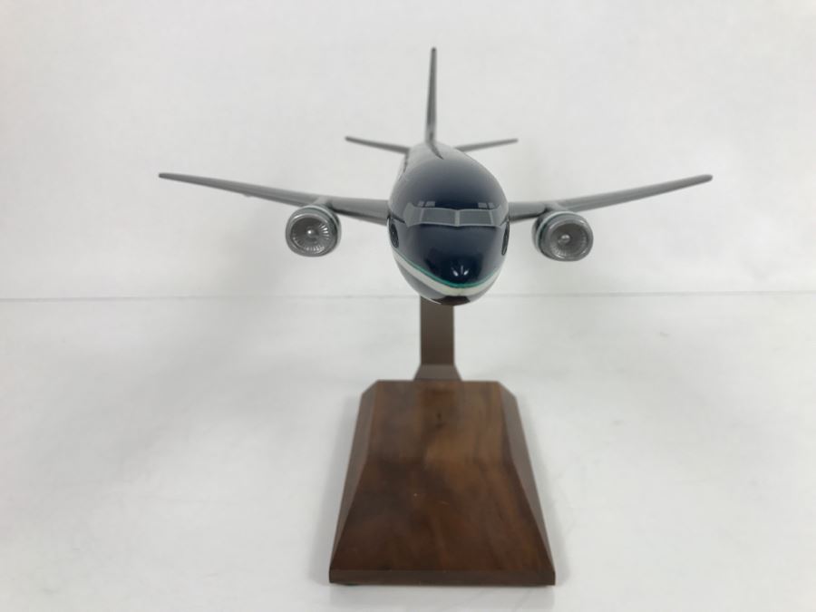 Atlantic Models Inc Precision Scale Model Airplane Of Alaska Air Boeing 737-700 With Box [Photo 5]