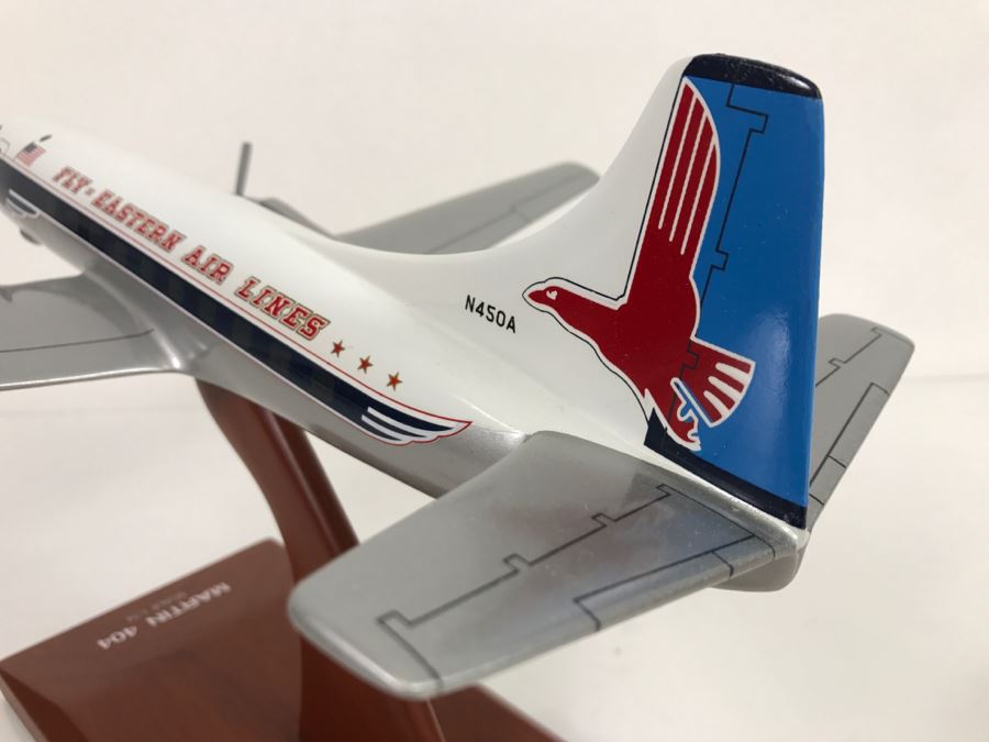 Toys & Models Corporation Precision 1/72 Scale Model Airplane Of Eastern Martin 404 With Box And Pair Of Eastern Buttons And Flight Wings [Photo 17]
