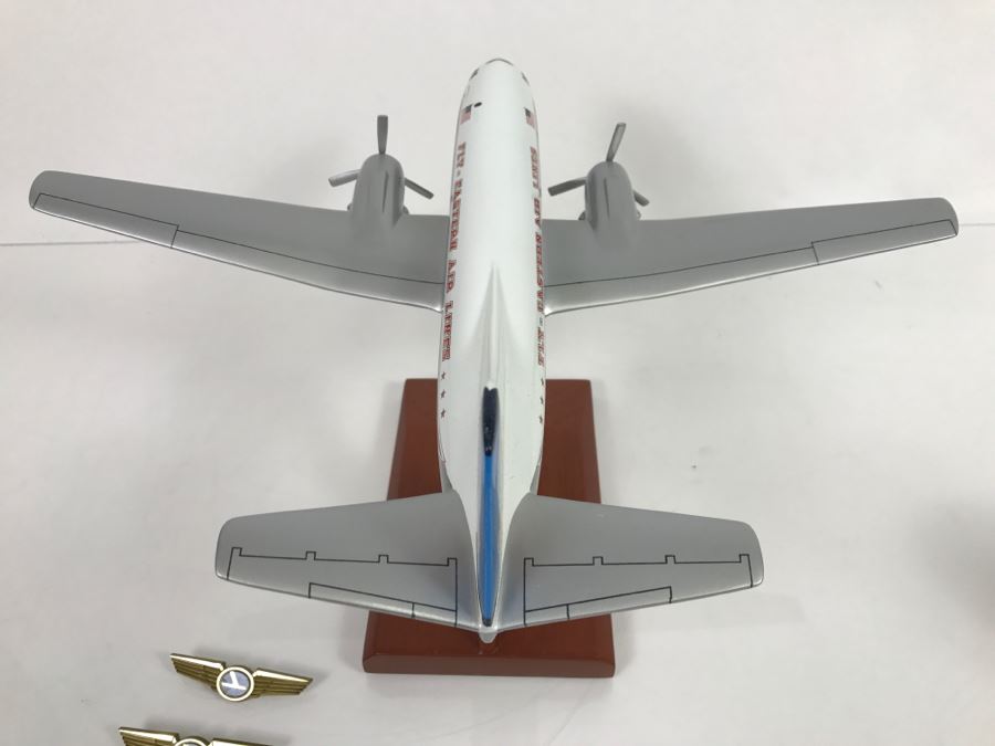 Toys & Models Corporation Precision 1/72 Scale Model Airplane Of Eastern Martin 404 With Box And Pair Of Eastern Buttons And Flight Wings [Photo 19]
