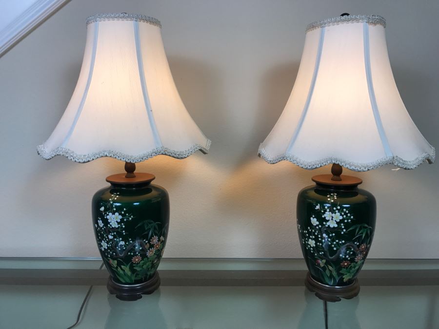 Pair Of Stunning Japanese Cloisonne Lamps [Photo 2]